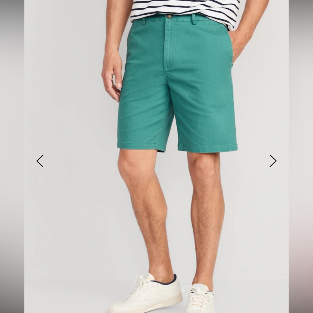 Old Navy Slim Built-In Flex Ultimate Chino Shorts for Men Slim 36
